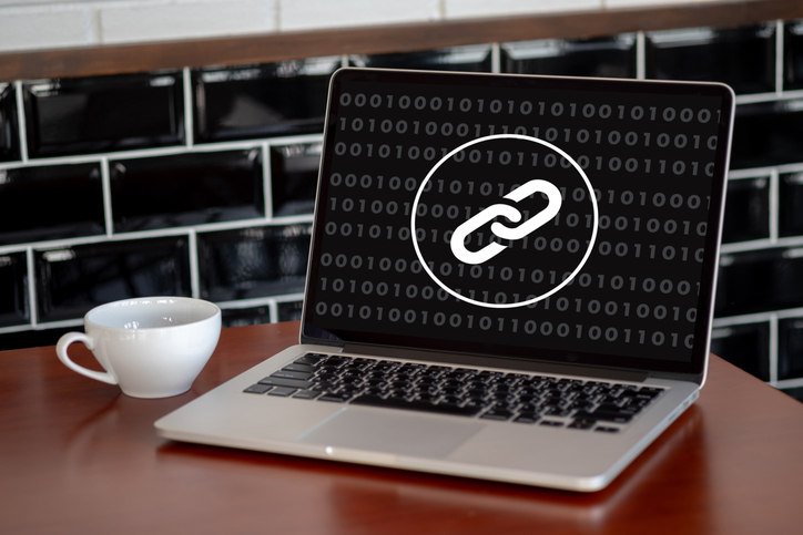 Domain authority and multiple links from the same url